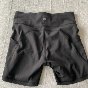 Align High-Rise Short with Pockets 8”